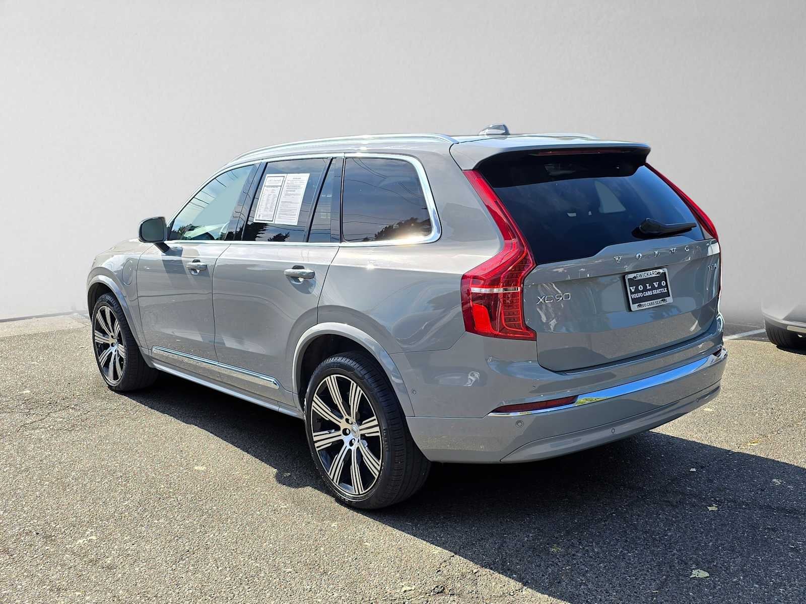 2025 Volvo XC90 Plug-In Hybrid Ultra