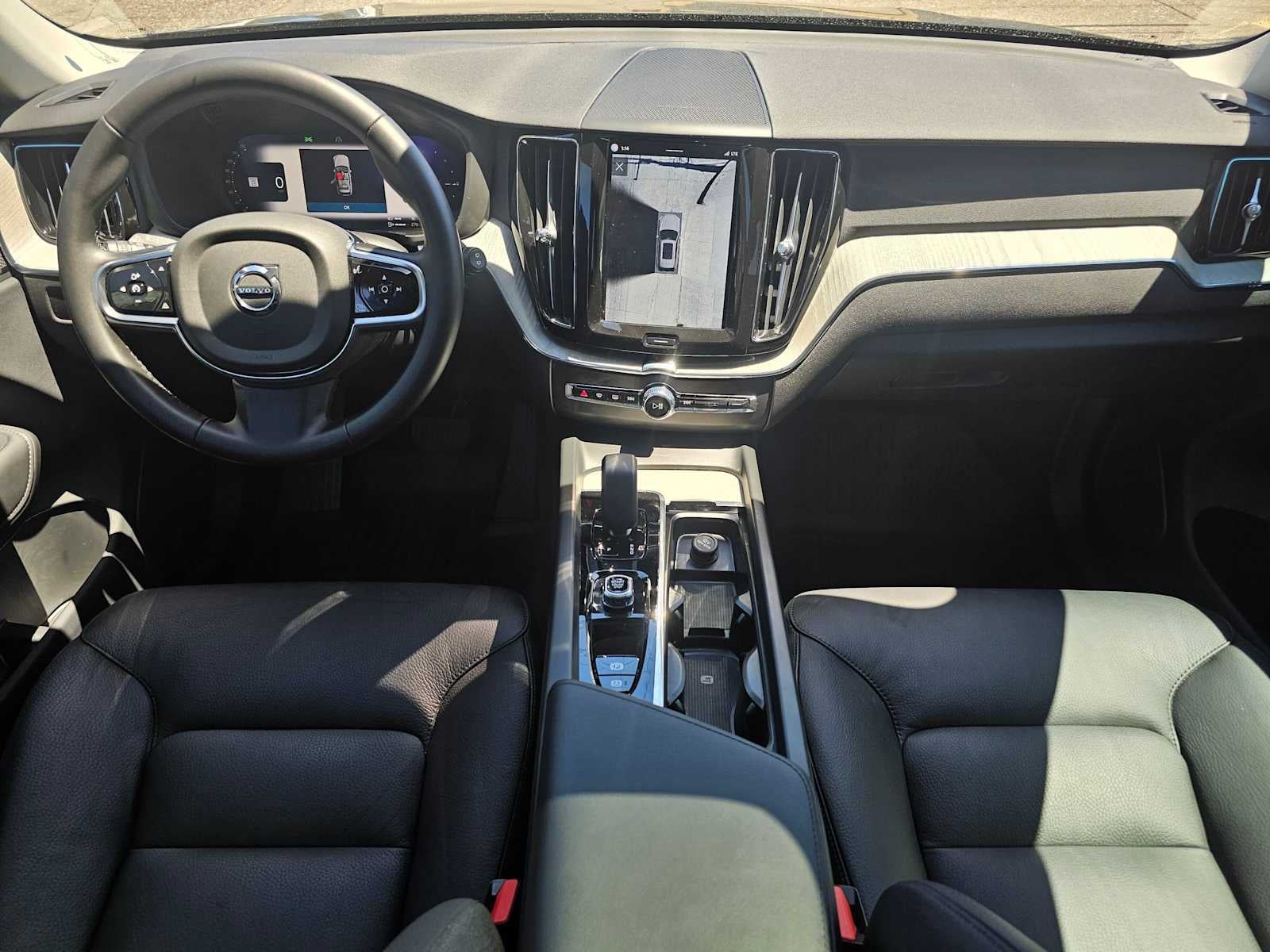 2025 Volvo XC60 Plug-In Hybrid Plus