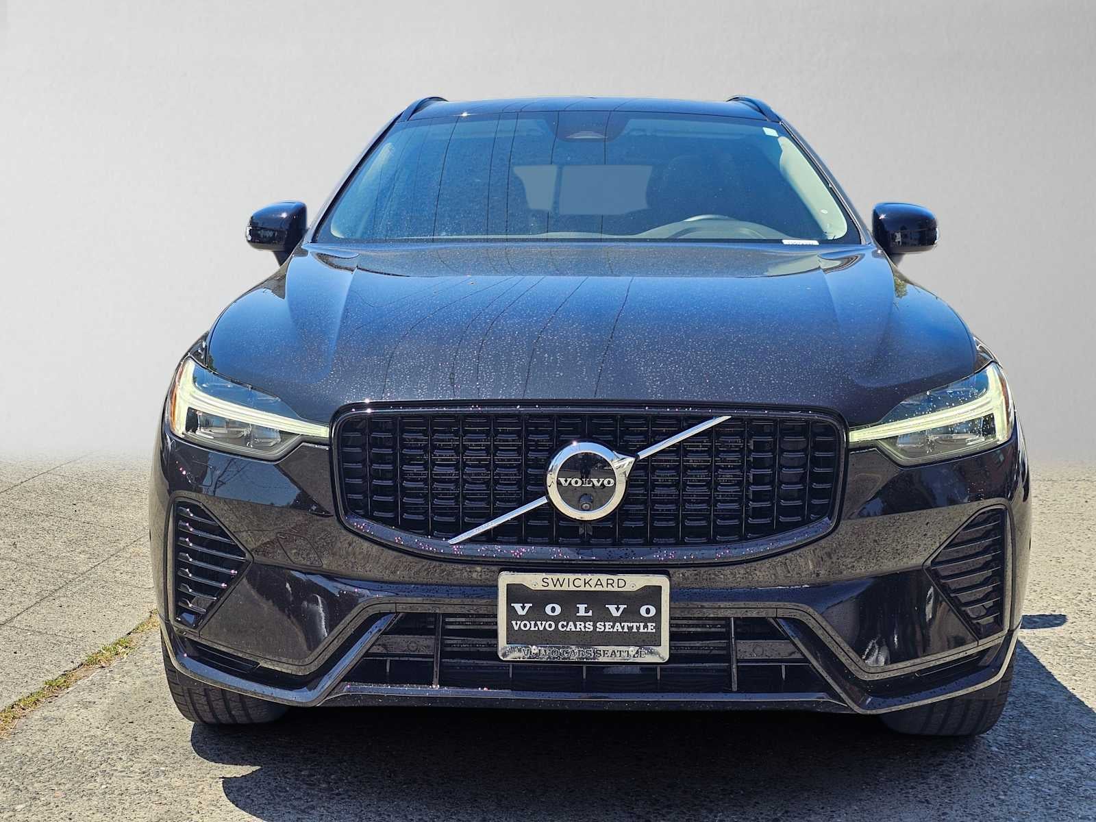 2025 Volvo XC60 Plug-In Hybrid Plus