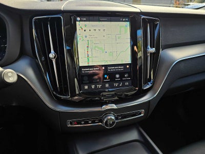 2025 Volvo XC60 Plug-In Hybrid Core