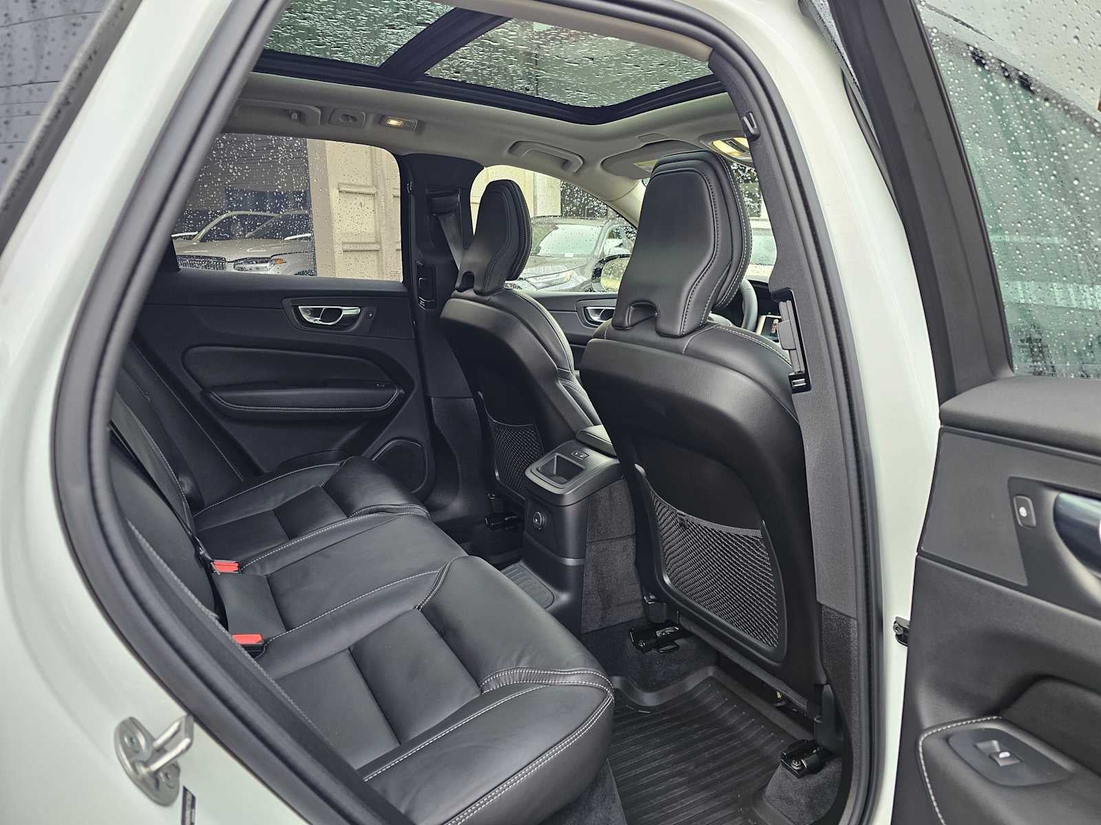 2025 Volvo XC60 Plug-In Hybrid Ultra