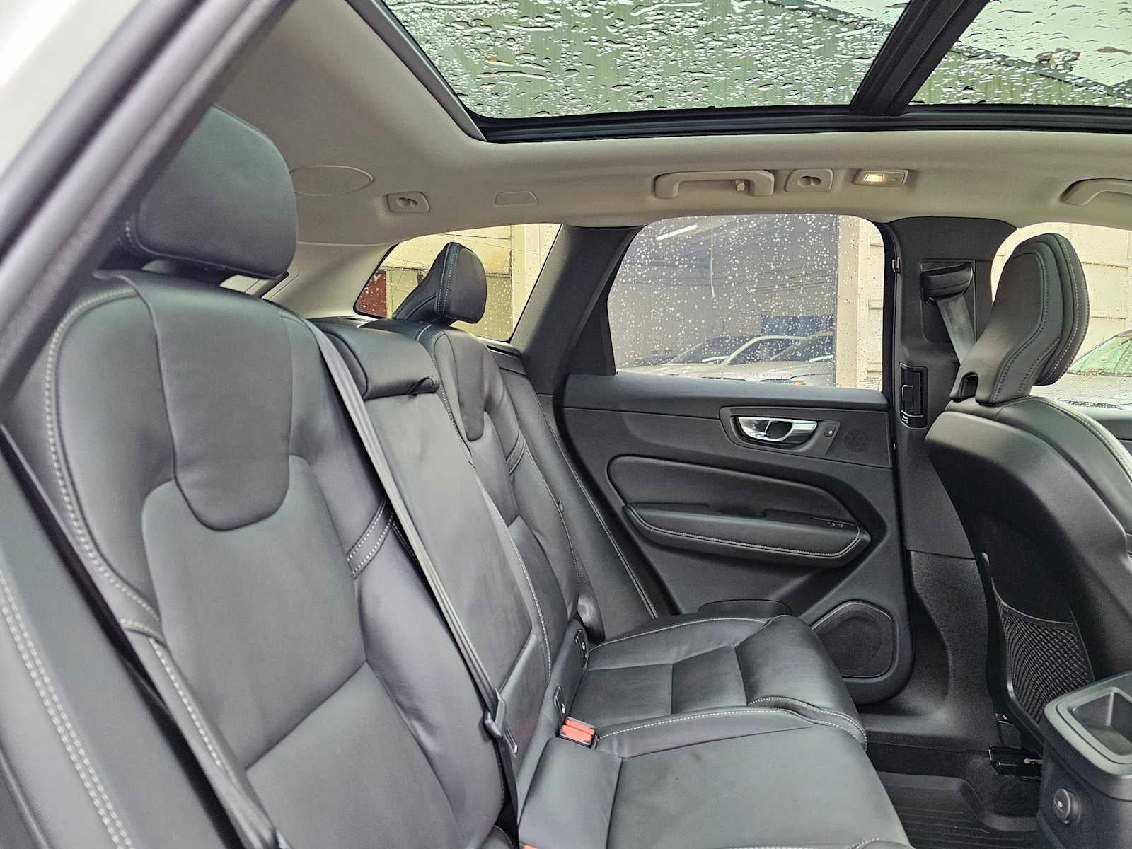 2025 Volvo XC60 Plug-In Hybrid Ultra