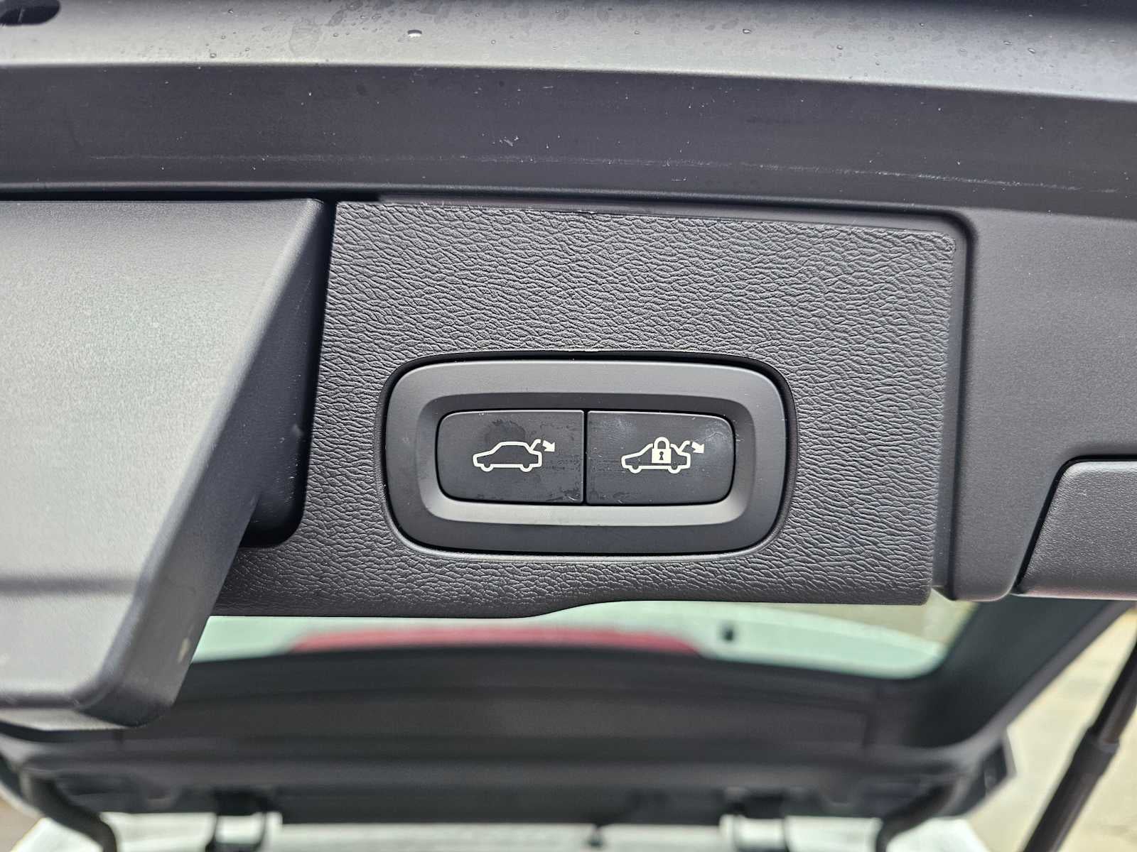 2025 Volvo XC60 Plug-In Hybrid Ultra