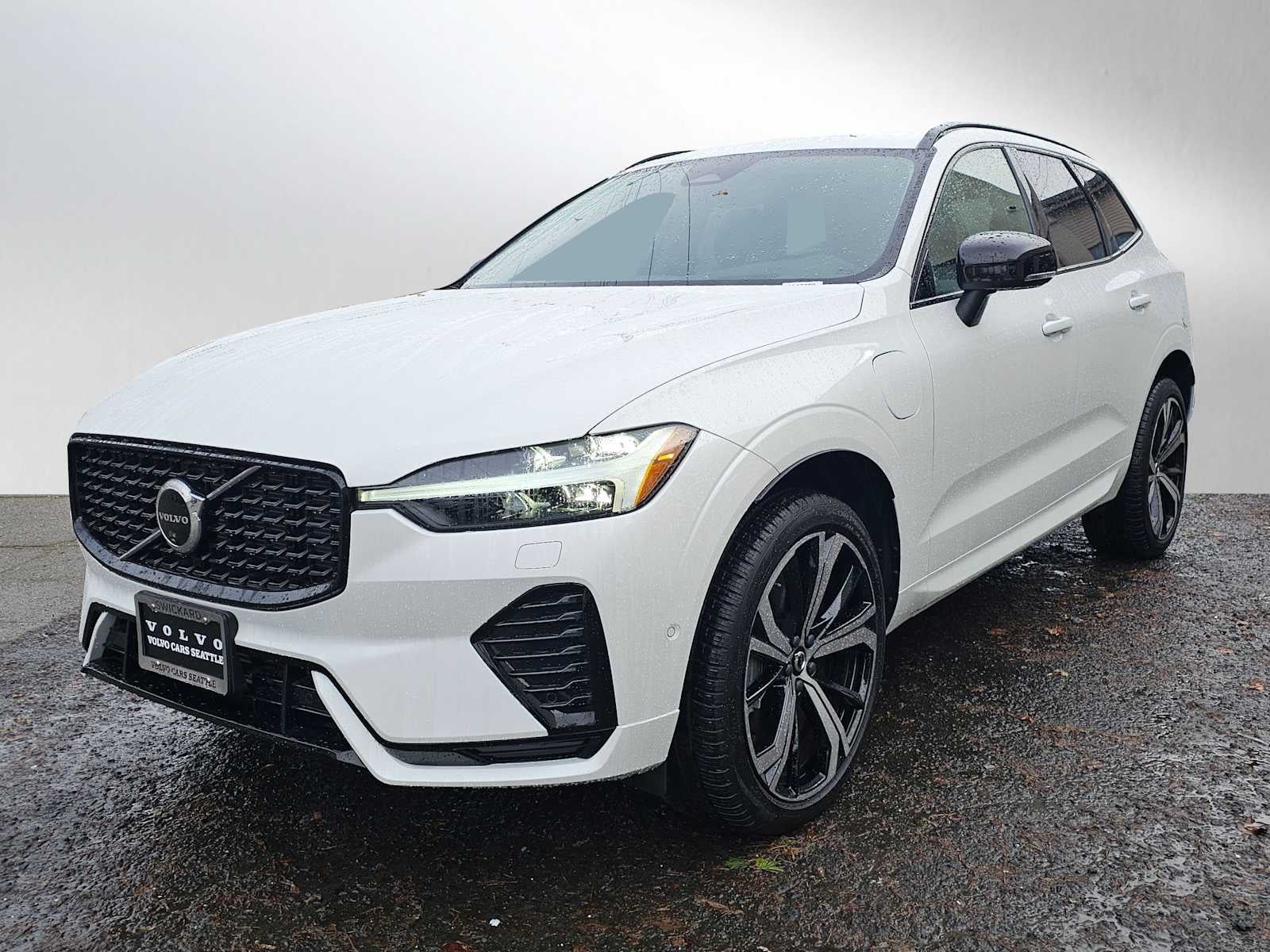 2025 Volvo XC60 Plug-In Hybrid Ultra
