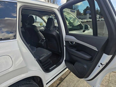 2024 Volvo XC90 Core Bright Theme