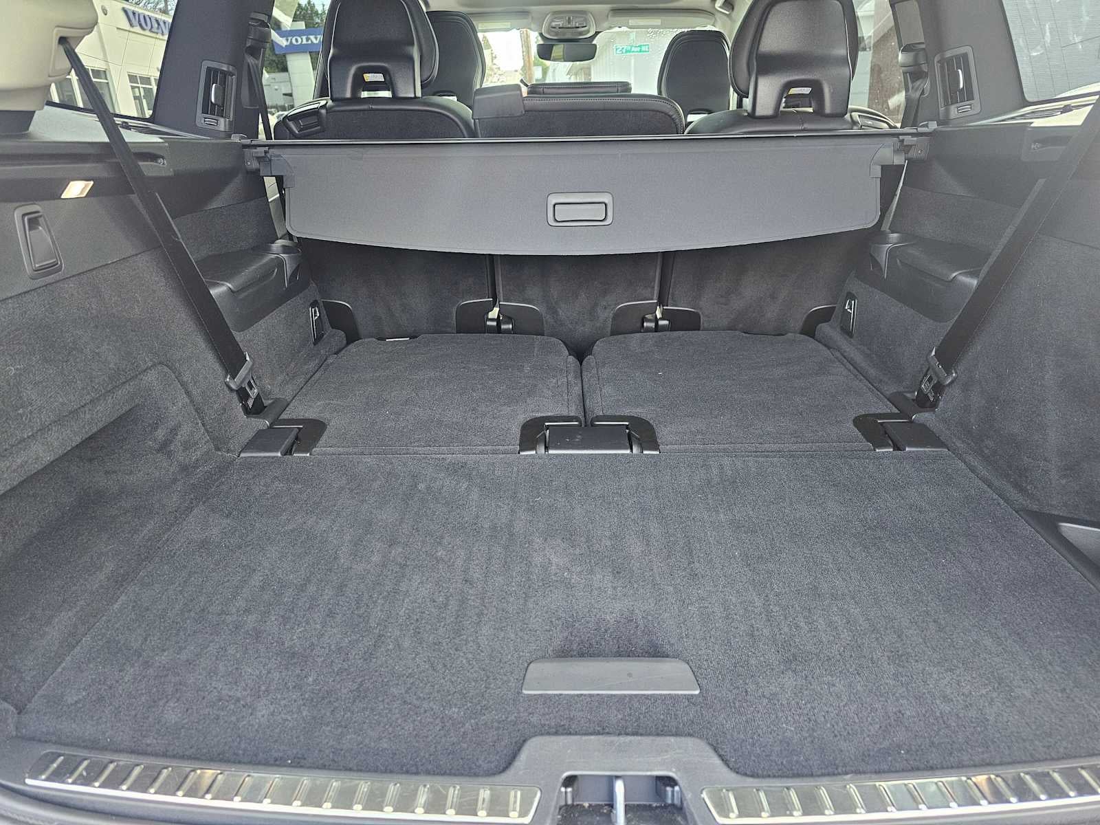 2024 Volvo XC90 Core Bright Theme