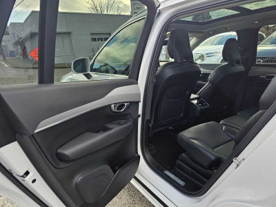 2024 Volvo XC90 Core Bright Theme