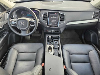 2024 Volvo XC90 Core Bright Theme