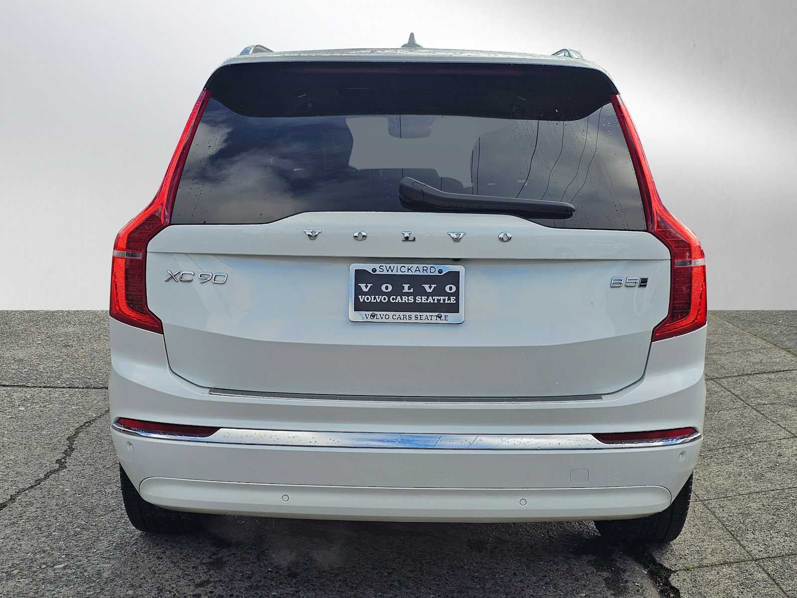 2024 Volvo XC90 Core Bright Theme