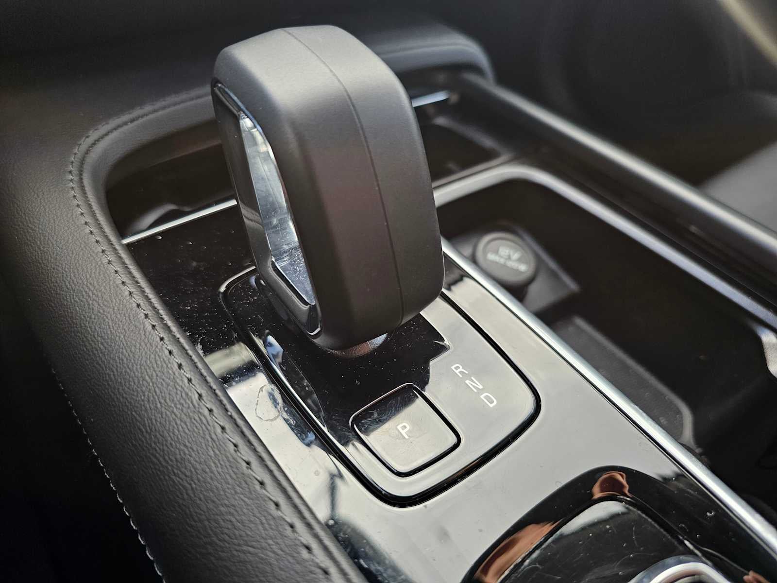 2024 Volvo XC90 Core Bright Theme