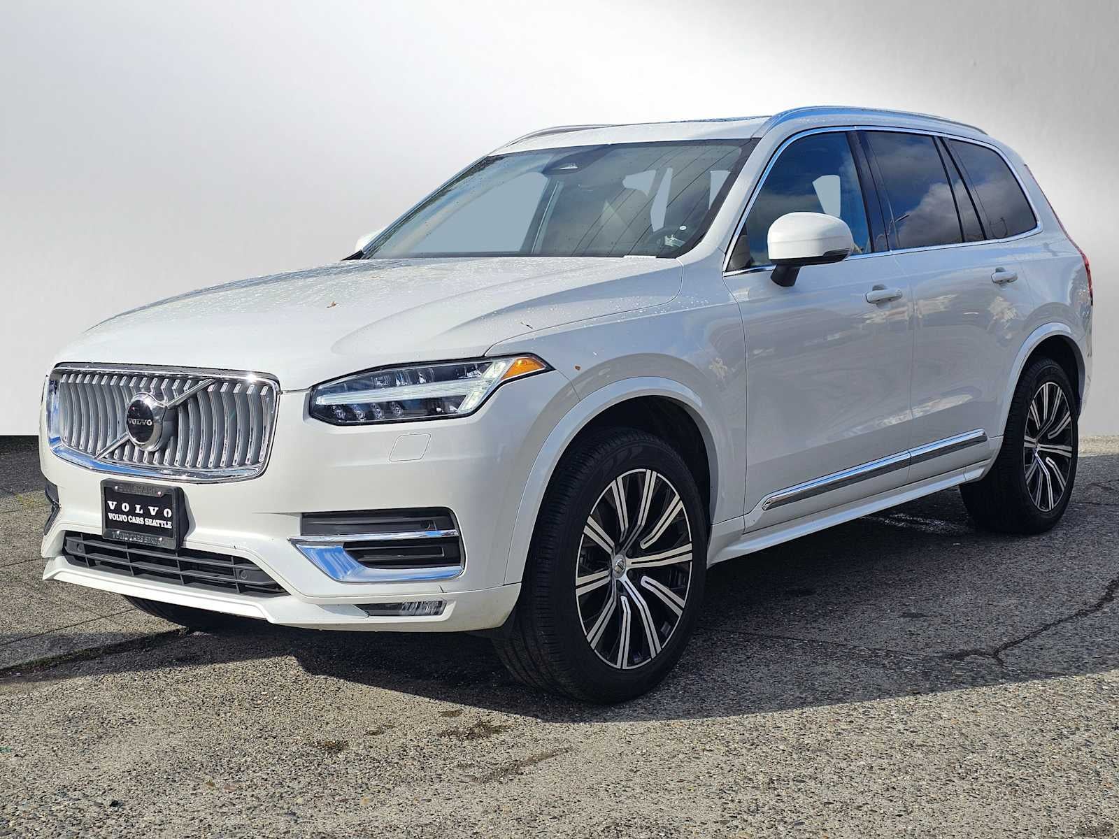 2024 Volvo XC90 Core Bright Theme