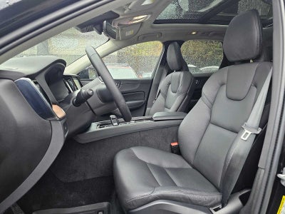 2024 Volvo XC60 Plus Dark Theme