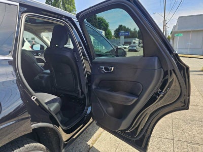 2023 Volvo XC60 Plus Bright Theme