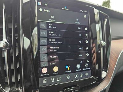 2023 Volvo XC60 Ultimate Dark Theme