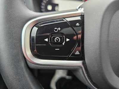 2023 Volvo XC60 Ultimate Dark Theme