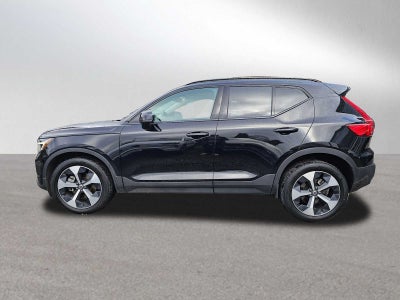 2025 Volvo XC40 Plus Dark Theme