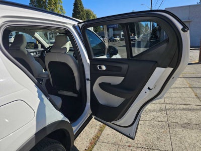 2026 Volvo XC40 Plus