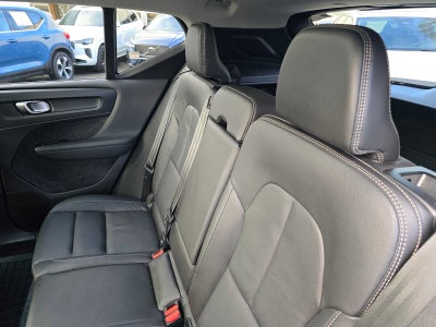 2025 Volvo XC40 Plus Dark Theme