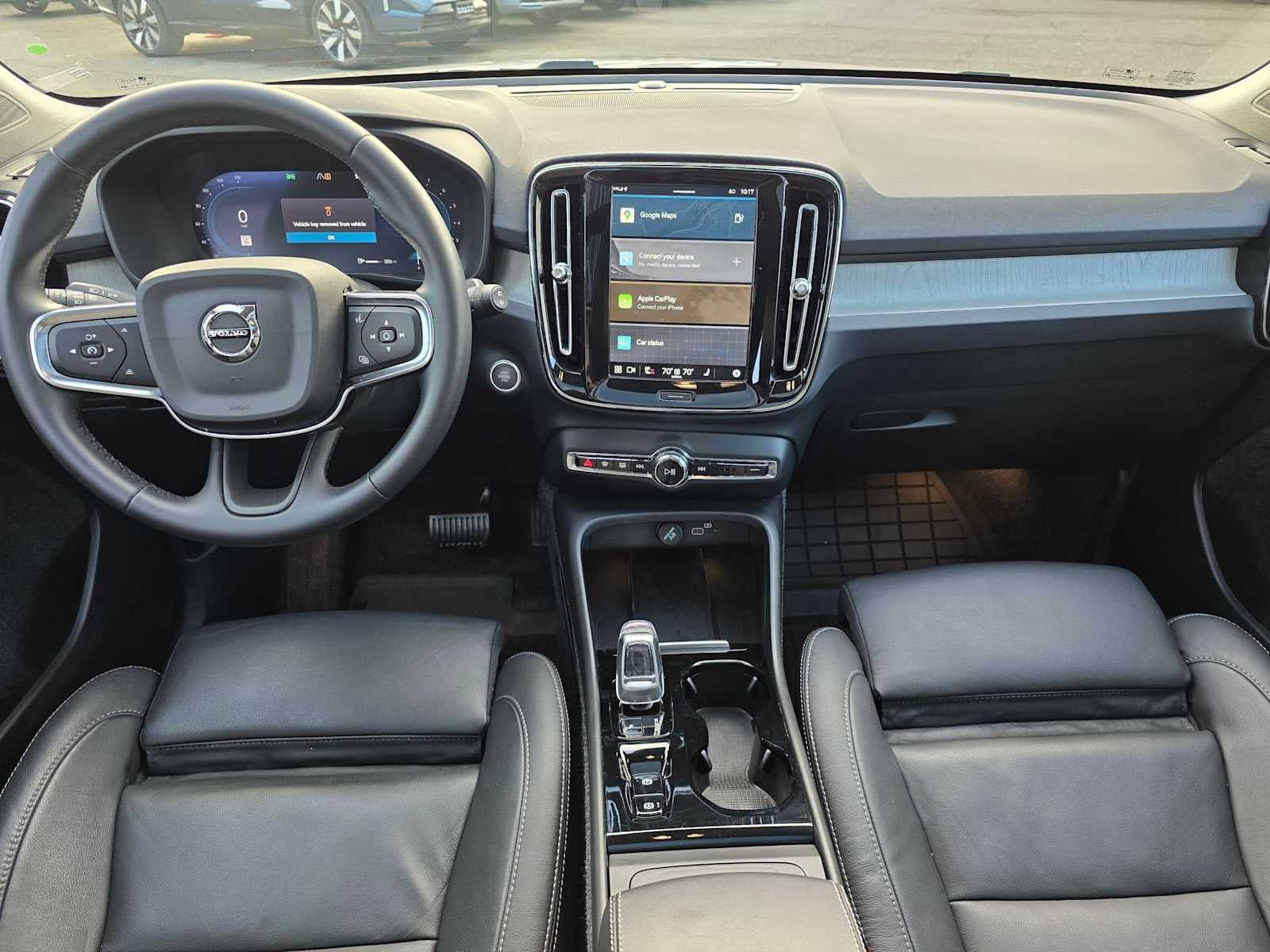 2025 Volvo XC40 Plus Dark Theme