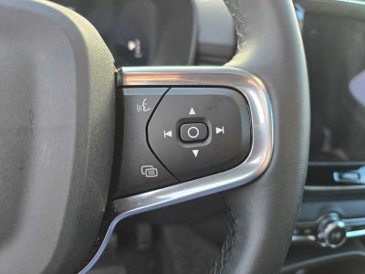 2025 Volvo XC40 Plus Dark Theme