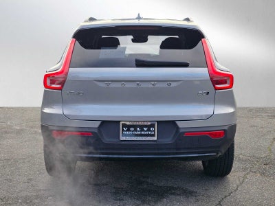 2025 Volvo XC40 Plus Dark Theme