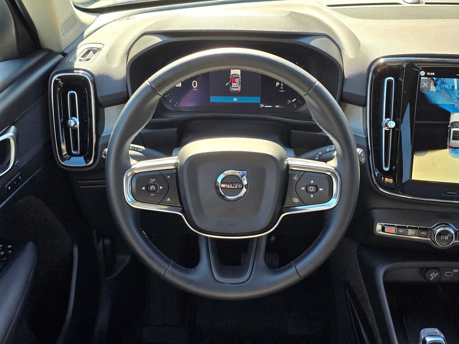 2026 Volvo XC40 Plus