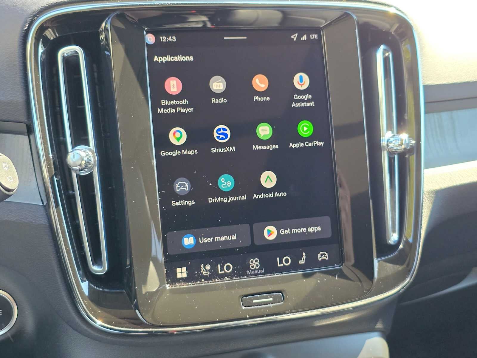 2026 Volvo XC40 Plus