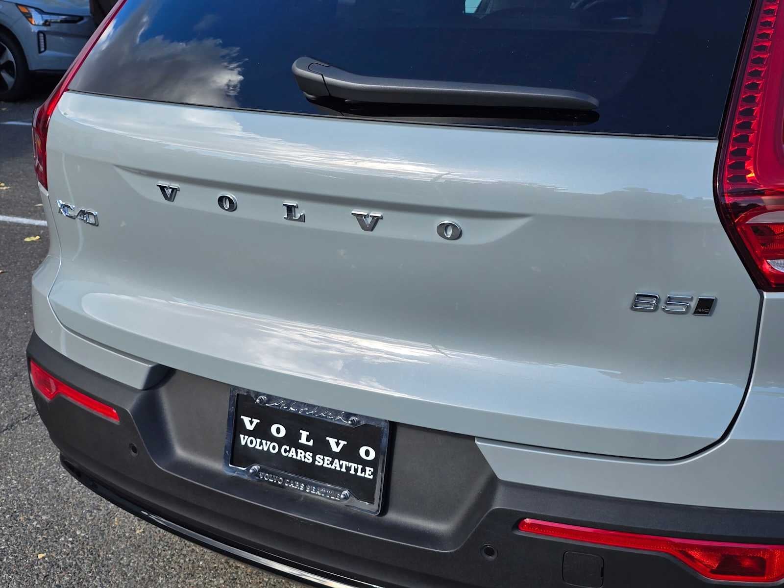 2026 Volvo XC40 Plus