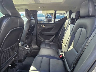 2025 Volvo XC40 Plus Dark Theme