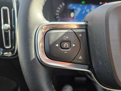 2025 Volvo XC40 Plus Dark Theme