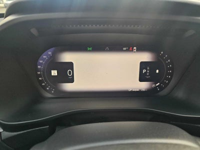 2025 Volvo XC40 Plus Dark Theme