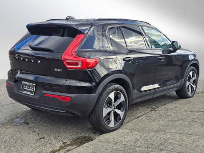 2025 Volvo XC40 Plus Dark Theme