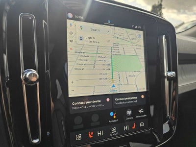 2025 Volvo XC40 Plus Dark Theme