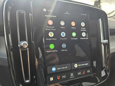 2025 Volvo XC40 Plus Dark Theme