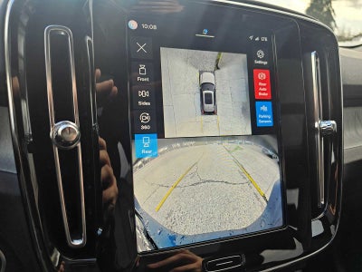 2025 Volvo XC40 Plus Dark Theme