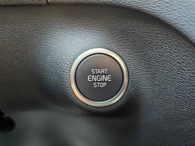 2025 Volvo XC40 Plus Dark Theme