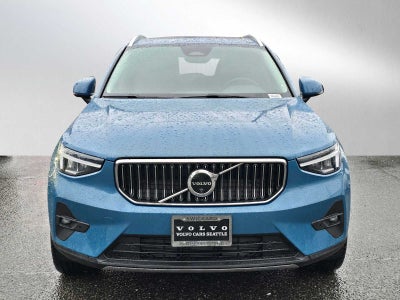 2025 Volvo XC40 Plus Bright Theme