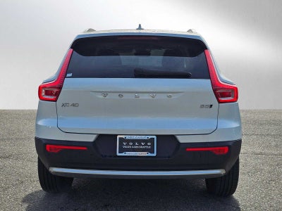 2024 Volvo XC40 Plus Bright Theme