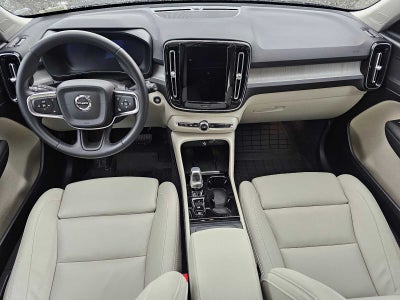 2025 Volvo XC40 Plus Bright Theme