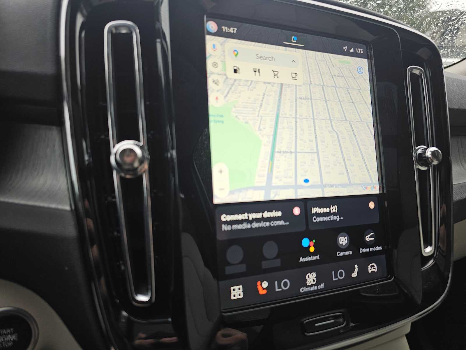 2025 Volvo XC40 Plus Bright Theme