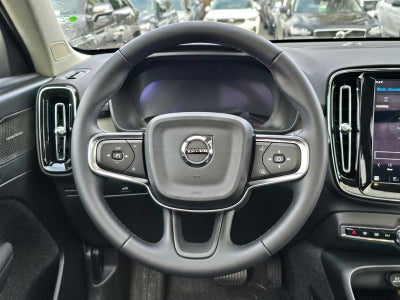 2025 Volvo XC40 Plus Bright Theme