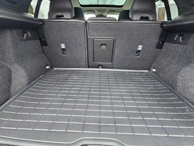 2025 Volvo XC40 Core Bright Theme