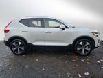 2025 Volvo XC40 Core Bright Theme