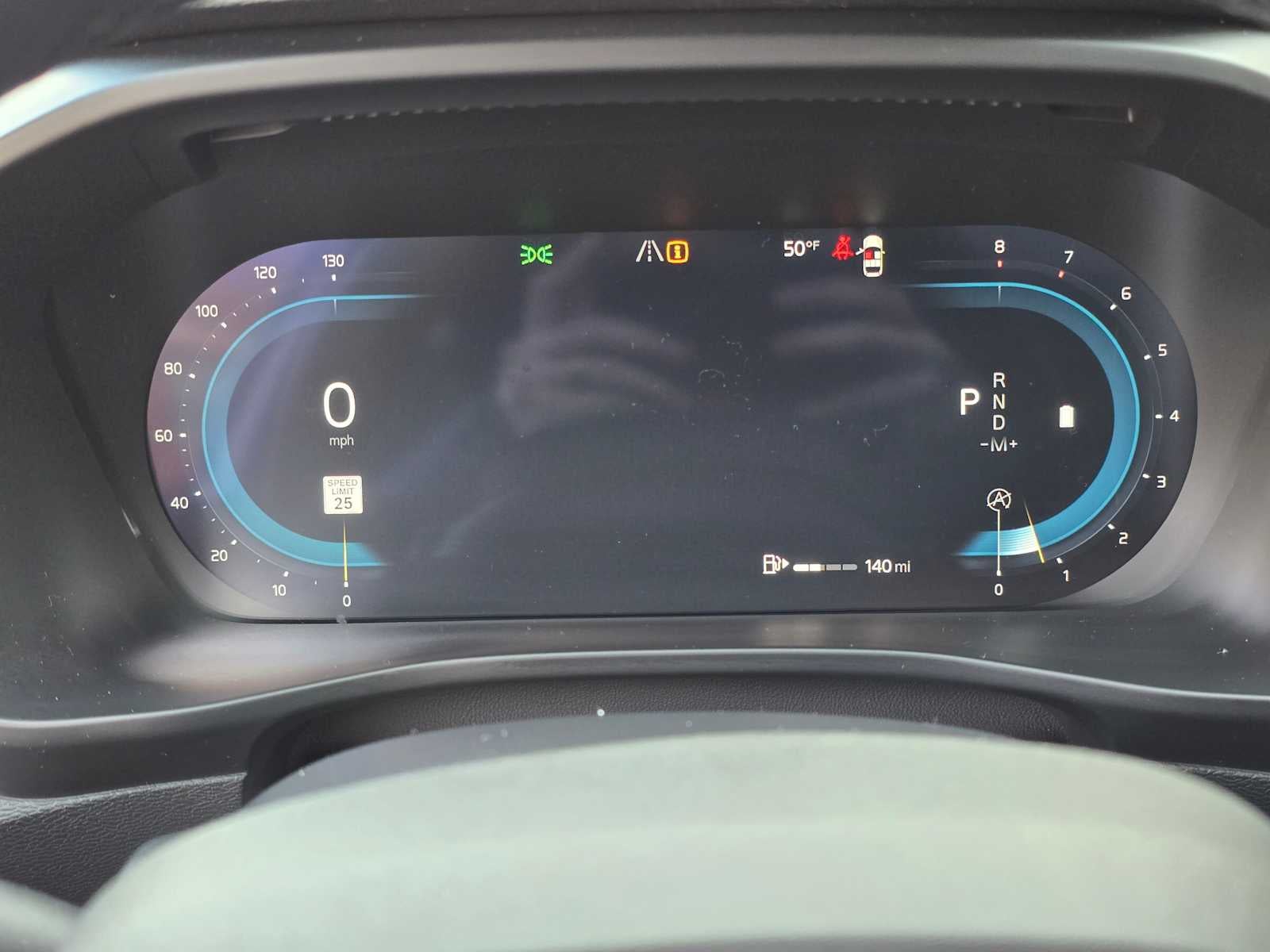 2025 Volvo XC40 Core Bright Theme