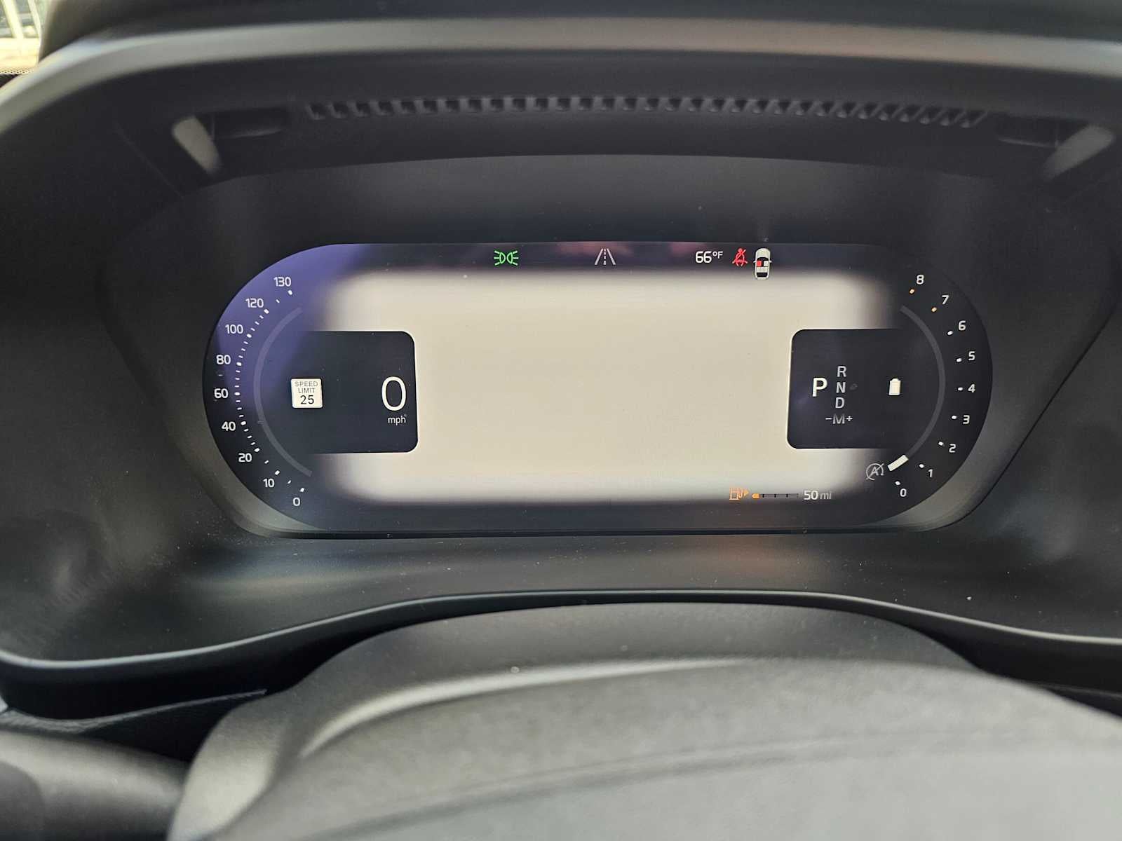 2023 Volvo XC40 Plus Bright Theme