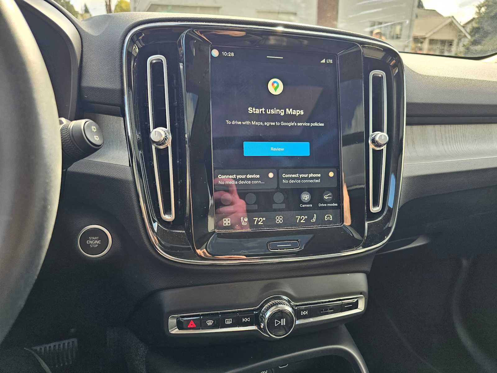 2023 Volvo XC40 Plus Bright Theme