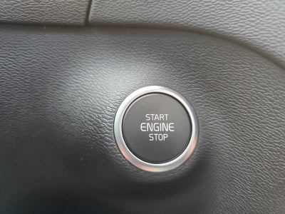 2023 Volvo XC40 Plus Bright Theme