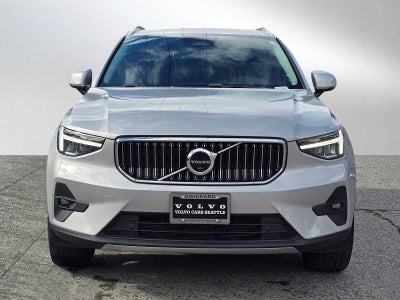2023 Volvo XC40 Plus Bright Theme