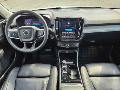 2023 Volvo XC40 Plus Dark Theme