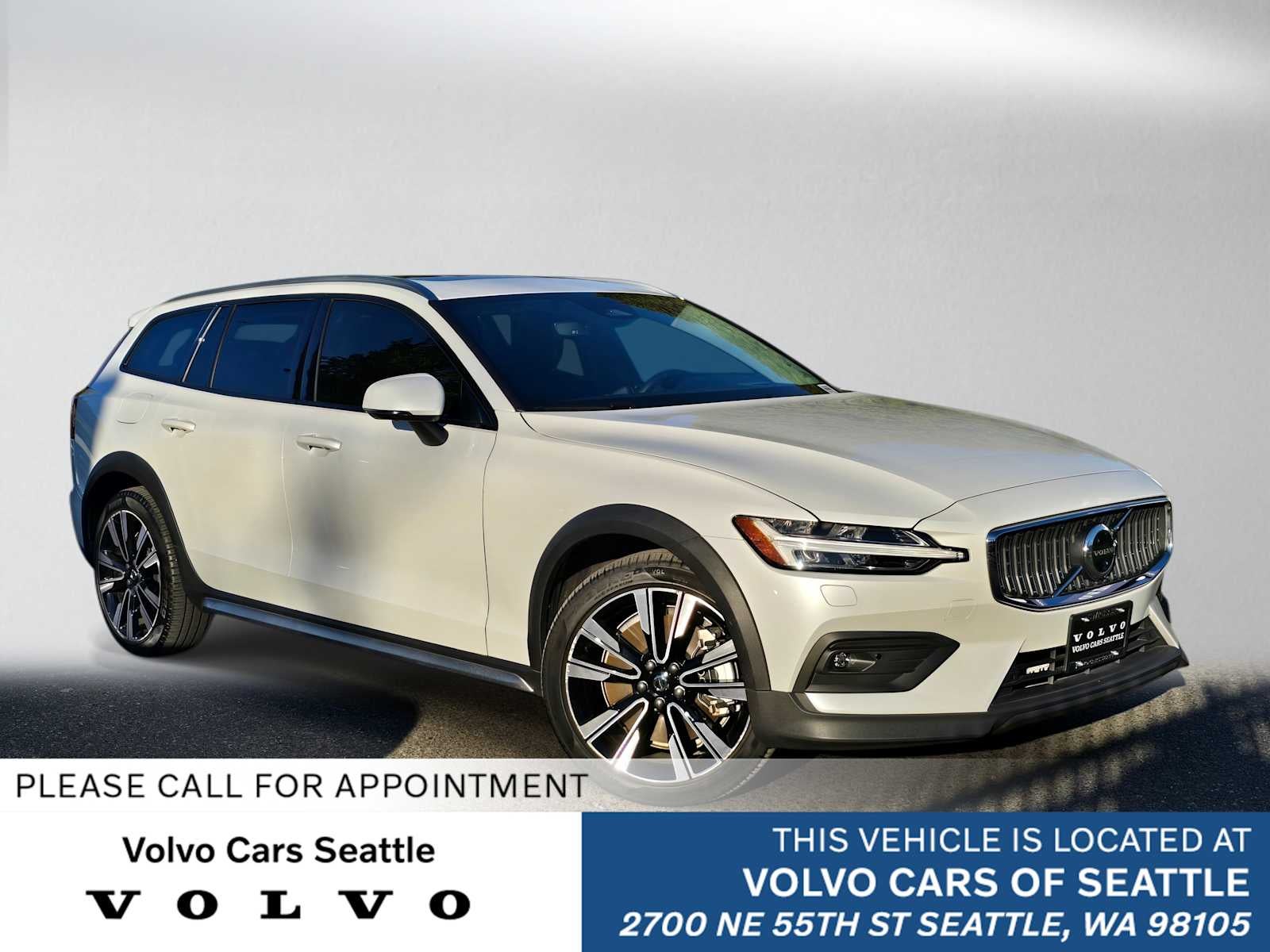 2023 Volvo V60 Cross Country Ultimate